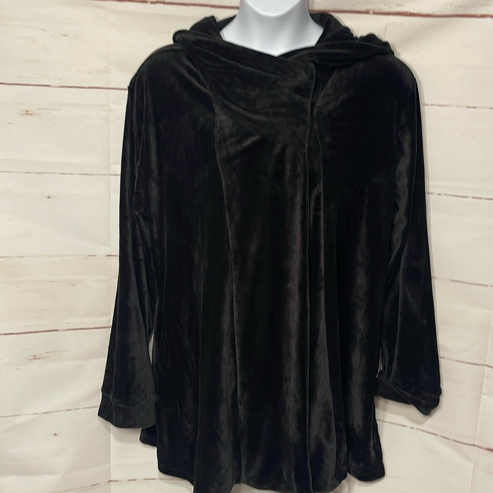 2X Cuddl Duds Black Velour jacket